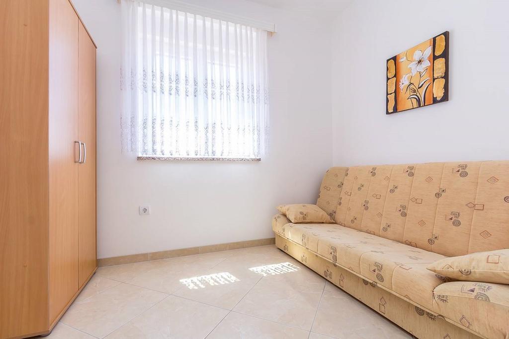 Marich Apartment *