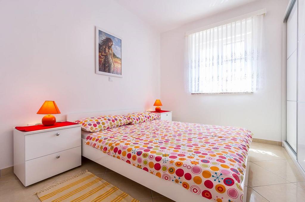 Apartment Marich *